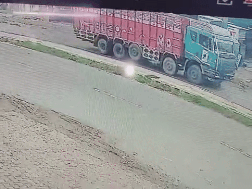 Jind accident : Jind Safidon truck bike collision woman dragged CCTV video