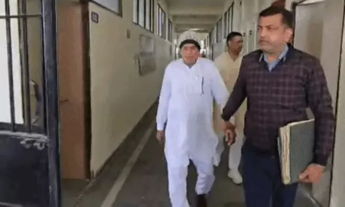 Haryana ACB Raid Kaithal Sonepat Corruption Case Red Handed