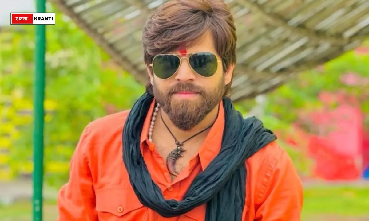 Masoom Sharma Controversy Singer Masoom Sharma and former Sarpanch clash during live show, programme stopped after uproar