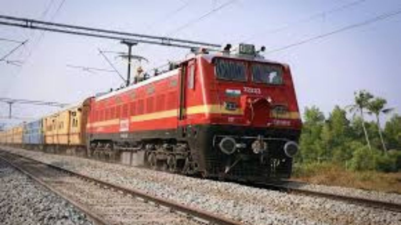 Delhi Punjab Train: पंजाब-दिल्ली रूट की ट्रेनों का डायवर्जन खत्म, अब पुराने रास्ते से ही दौड़ेंगी गाड़ियां