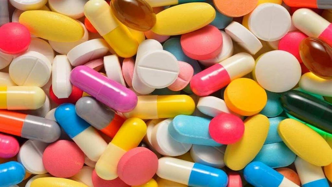 Medicine Price Hike: महंगाई की नई डोज, पेट्रोल-डीजल के बाद अब दवाइयों होंगी महंगी