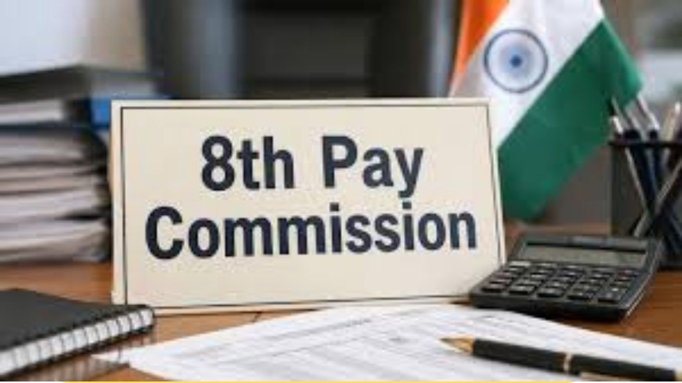 8th Pay Commission Update: केंद्रीय कर्मचारियों की सैलरी में 34% तक की वृद्धि संभव, जानें कब आएगा नया पे-स्केल
