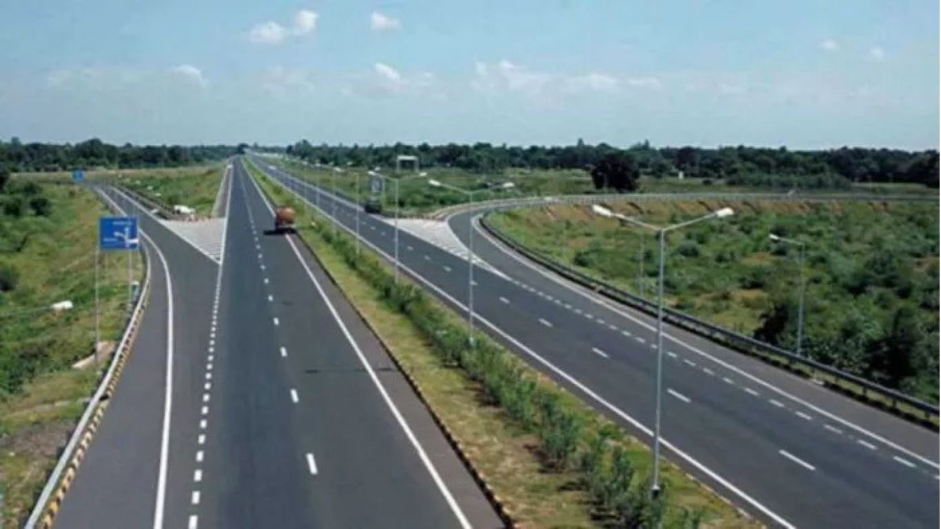 Delhi Amritsar Katra Expressway : सोनीपत में एक्सप्रेसवे किनारे बनेगी ग्रीनबेल्ट, मिट्टी के कल्चर के हिसाब से चुने जाएंगे खास पौधे