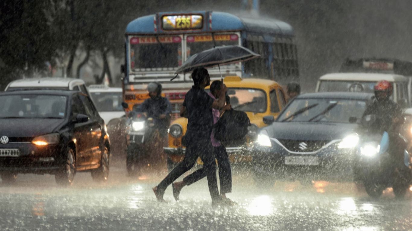 Haryana Weather: हरियाणा में फिर बिगड़ेगा मौसम, कल से बारिश और ओलावृष्टि का अलर्ट, चलेंगी तेज हवाएं