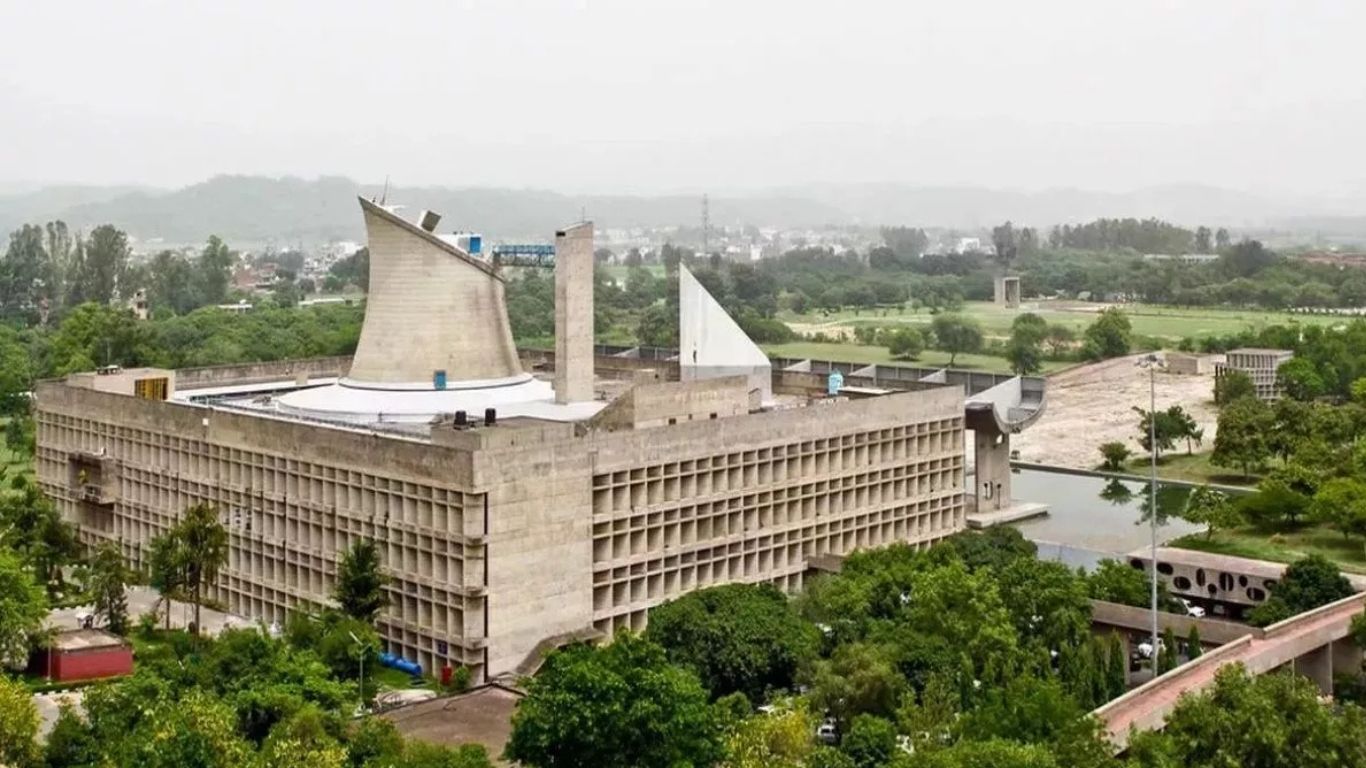 जींद लोकसभा सीट: नेताओं के शानदार दर्शन, जिलों में बन सकती हैं तीन नई विधानसभाएं