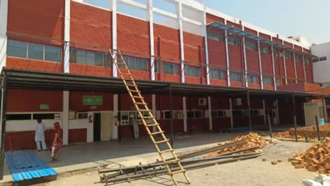 Jind news Shed Erected Near Lab at Jind Civil Hospital