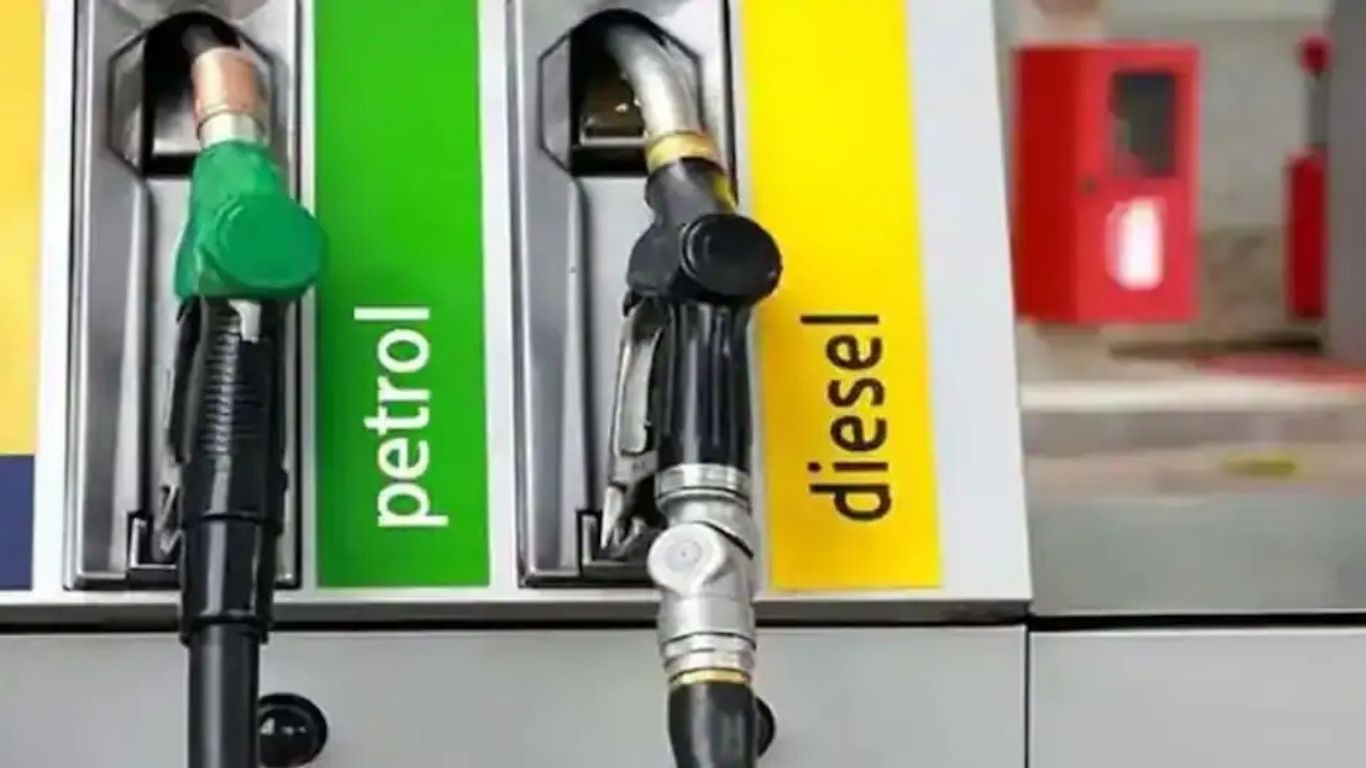 Petrol Diesel Price Today: 25 अप्रैल क्रूड ऑइल 105 डॉलर के पार, क्या फिर बढ़ेंगे तेल के दाम? देखें अपने शहर का रेट