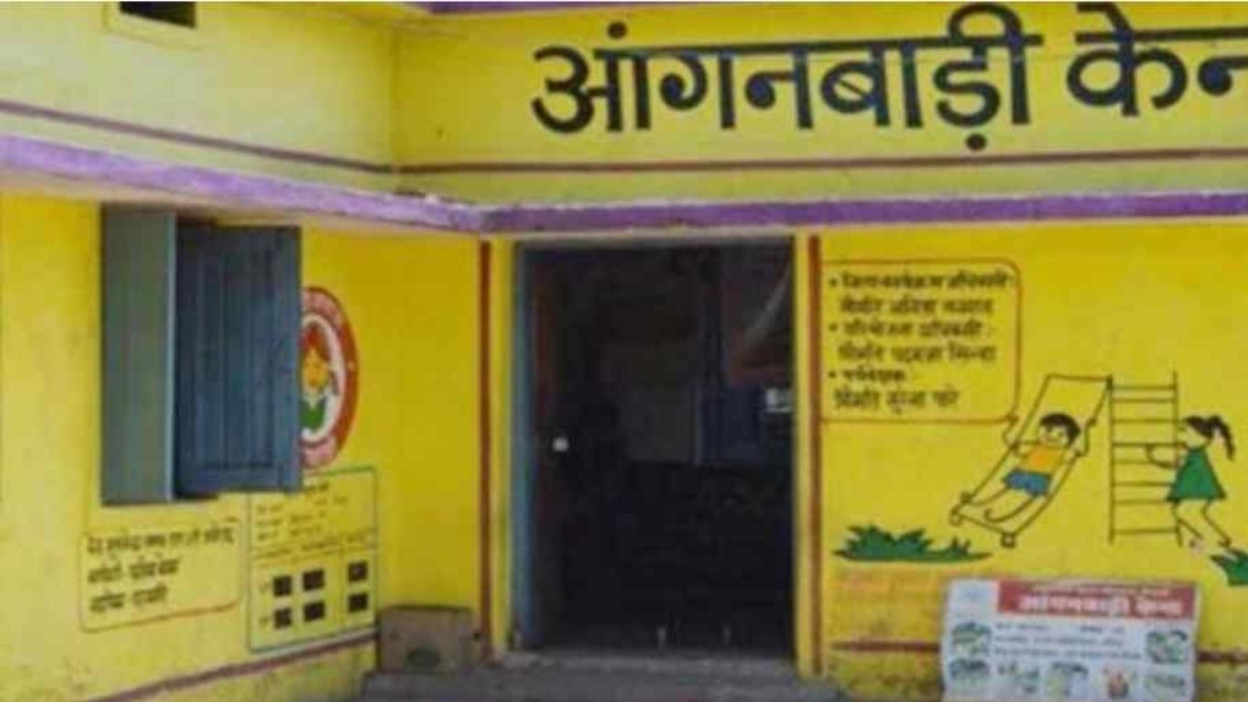 Haryana Anganwadi Update: हरियाणा में आंगनबाड़ी केंद्रों की बदलेगी सूरत, बच्चों को मिलेंगी LED स्क्रीन और स्मार्ट सुविधाएं