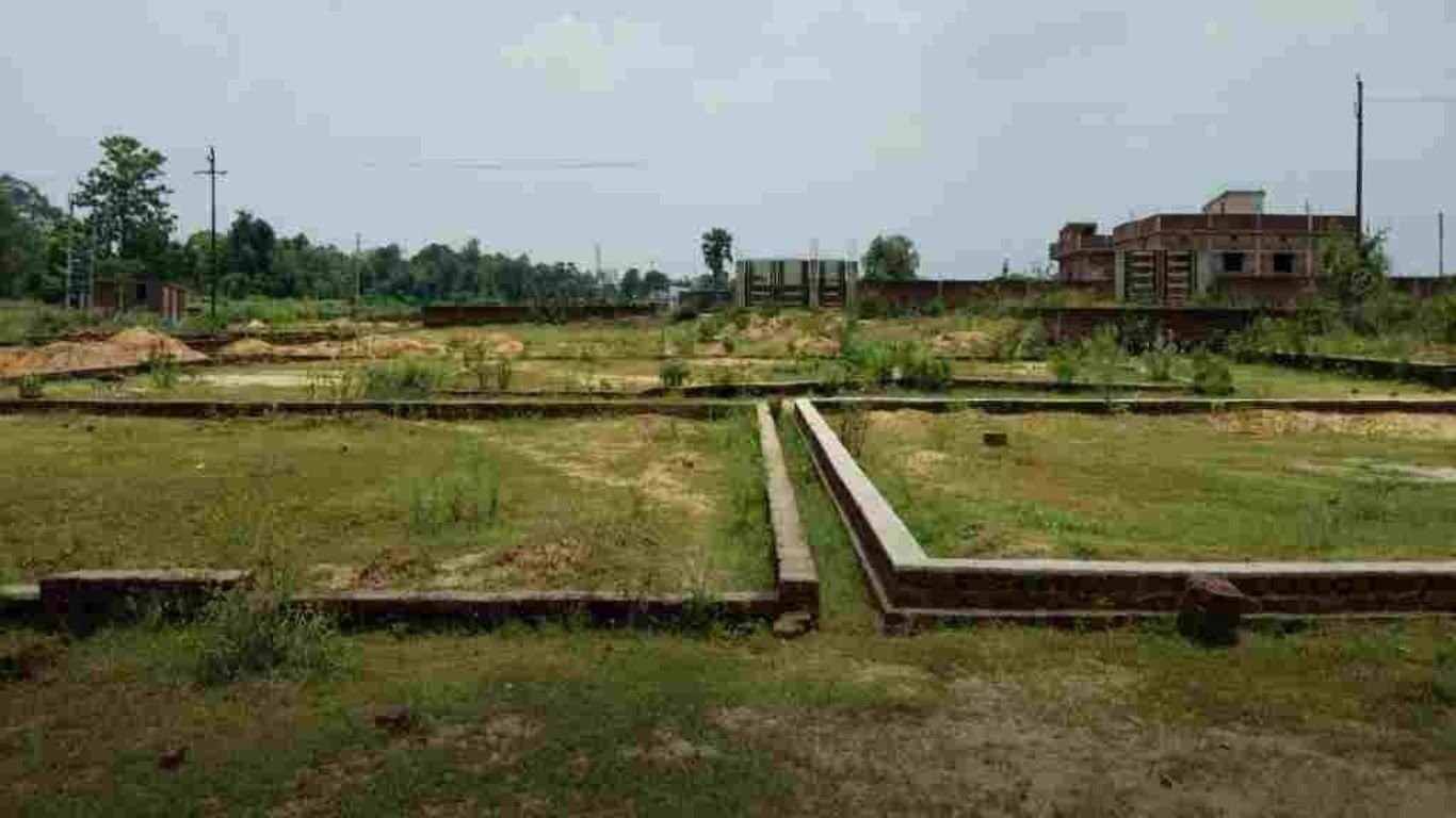 Haryana Land Compensation: हरियाणा में जमीन मुआवजे का नया फॉर्मूला, अब 3 वैल्यूअर मिलकर जमीन की कीमत तय करेंगे